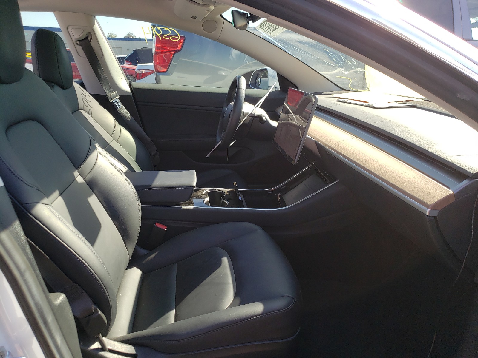 Photo 4 VIN: 5YJ3E1EA1JF005653 - TESLA MODEL 3 