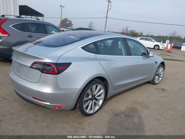 Photo 3 VIN: 5YJ3E1EA1JF024302 - TESLA MODEL 3 