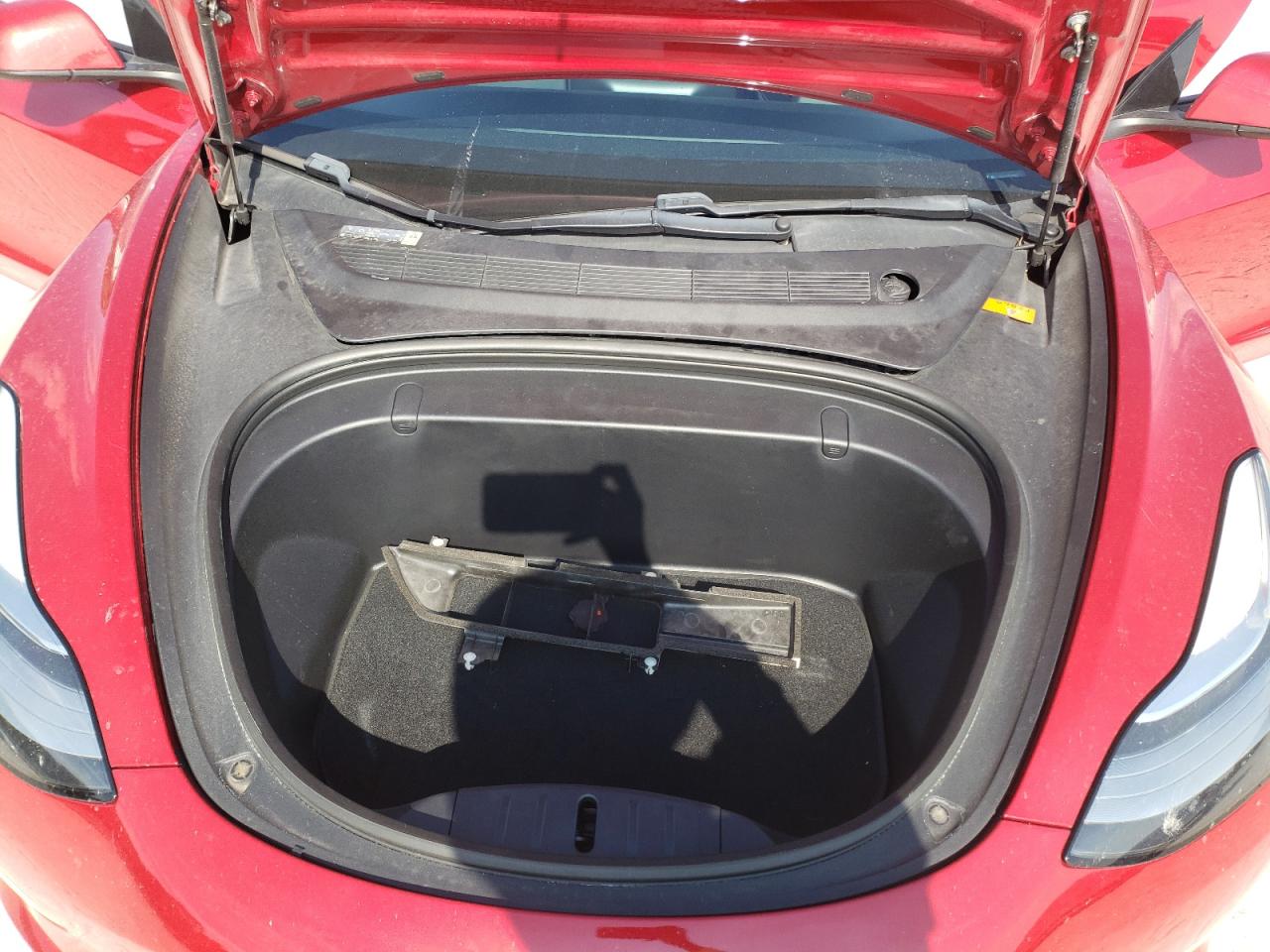 Photo 10 VIN: 5YJ3E1EA1JF039902 - TESLA MODEL 3 