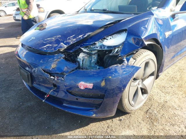 Photo 5 VIN: 5YJ3E1EA1JF043156 - TESLA MODEL 3 