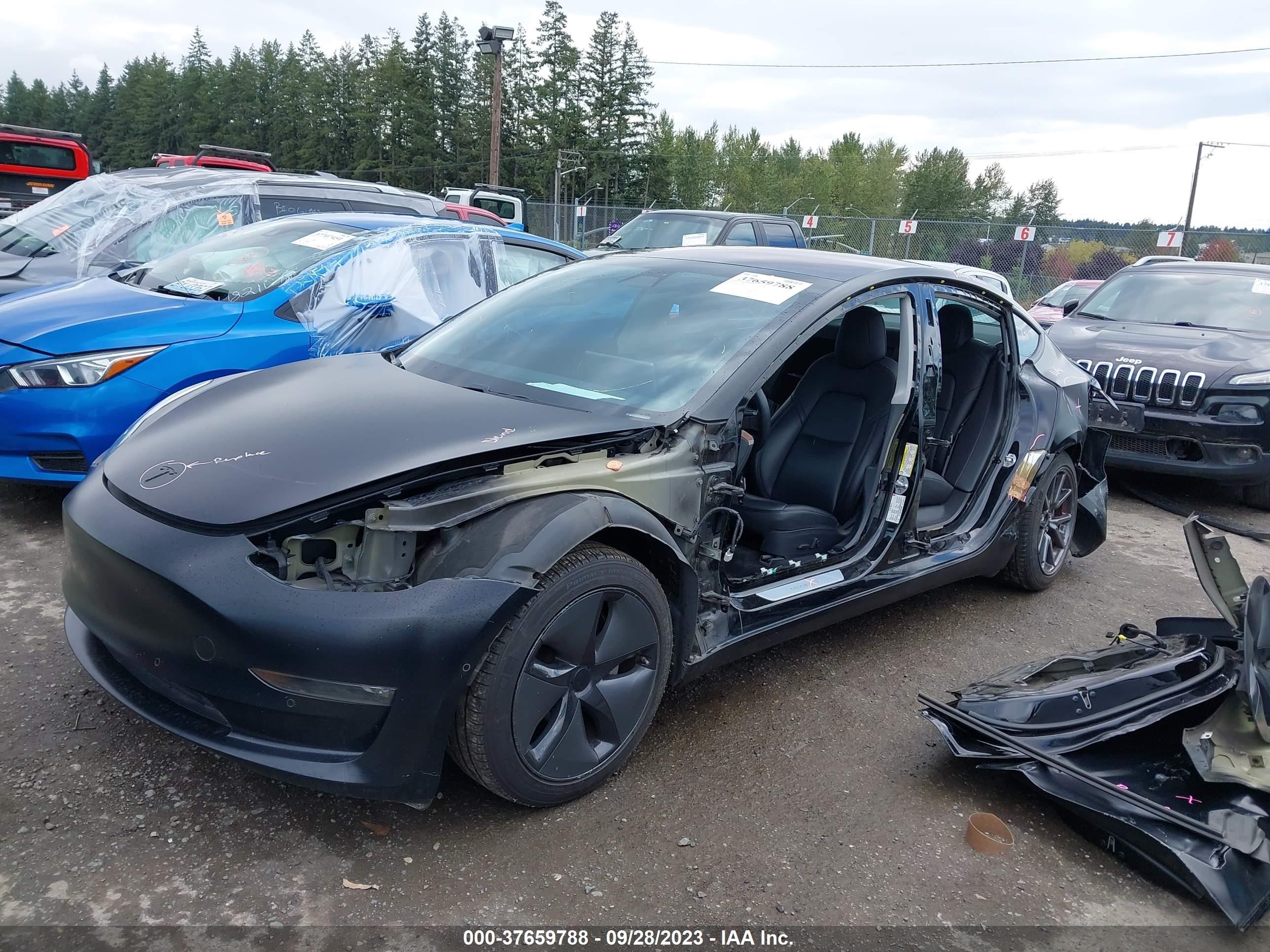 Photo 1 VIN: 5YJ3E1EA1JF044503 - TESLA MODEL 3 