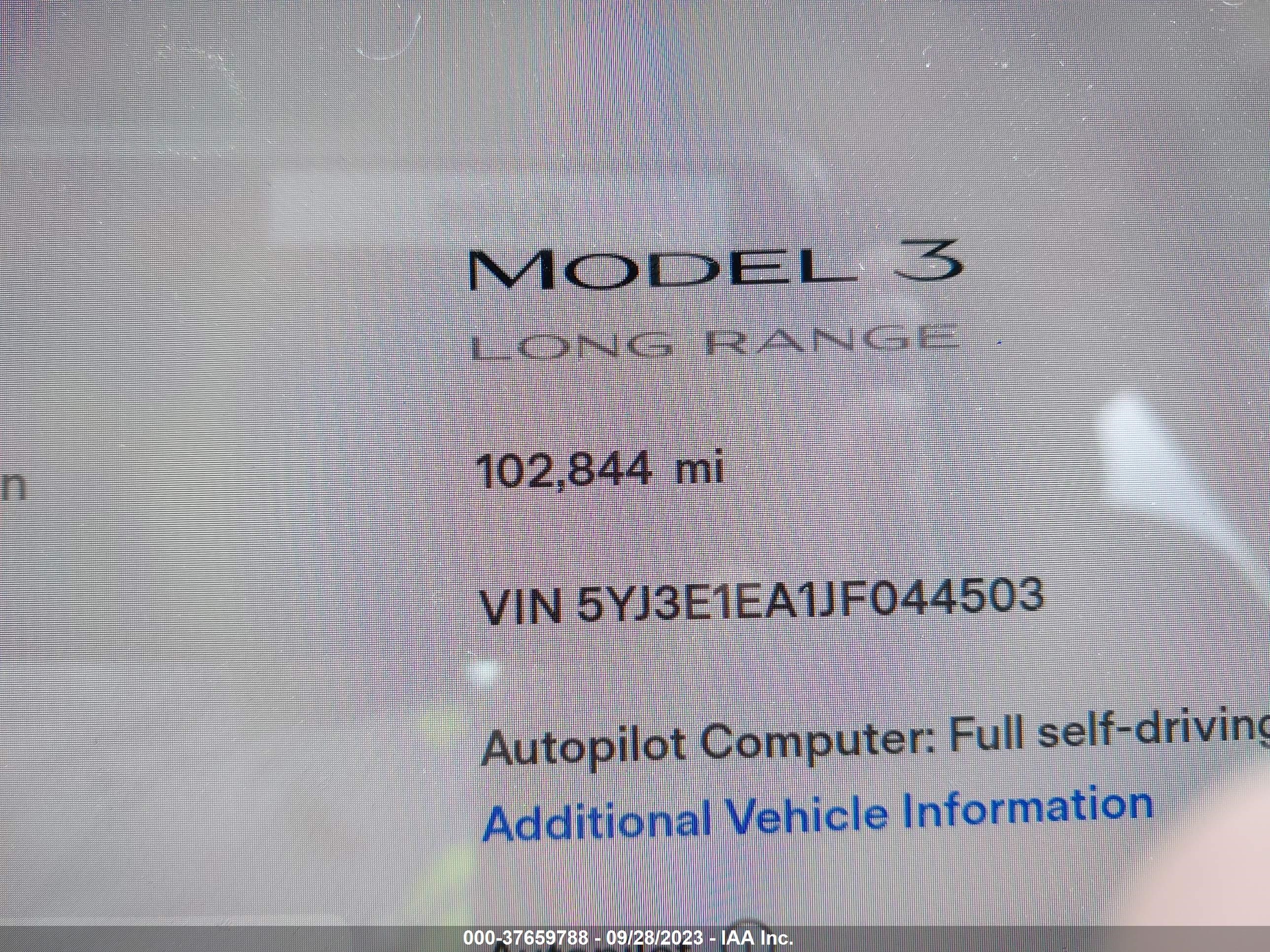 Photo 14 VIN: 5YJ3E1EA1JF044503 - TESLA MODEL 3 