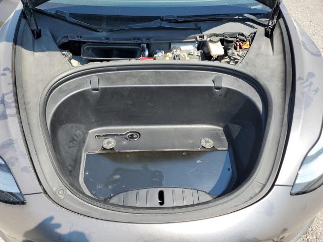 Photo 10 VIN: 5YJ3E1EA1JF045375 - TESLA MODEL 3 