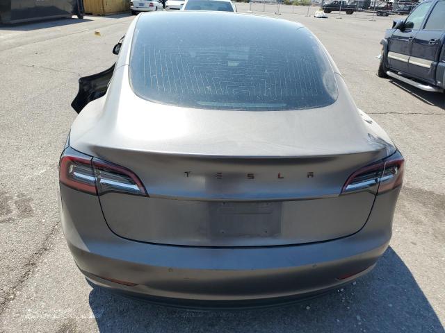 Photo 5 VIN: 5YJ3E1EA1JF045375 - TESLA MODEL 3 