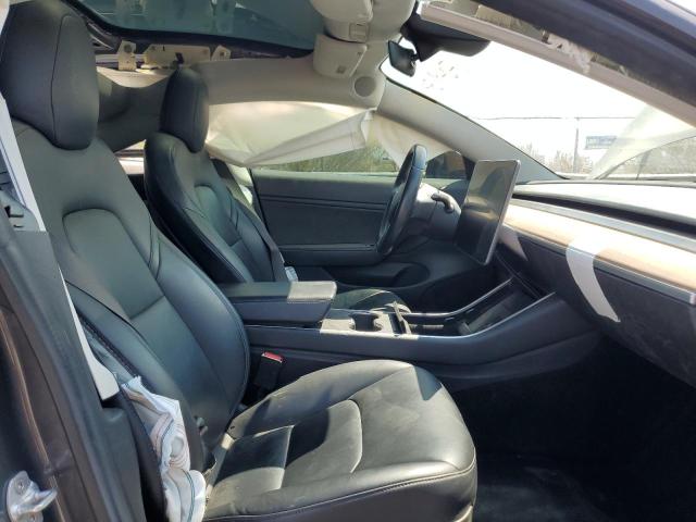 Photo 6 VIN: 5YJ3E1EA1JF045375 - TESLA MODEL 3 