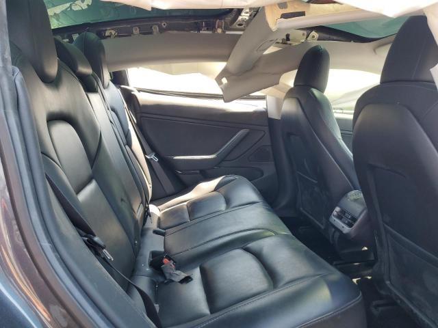 Photo 9 VIN: 5YJ3E1EA1JF045375 - TESLA MODEL 3 