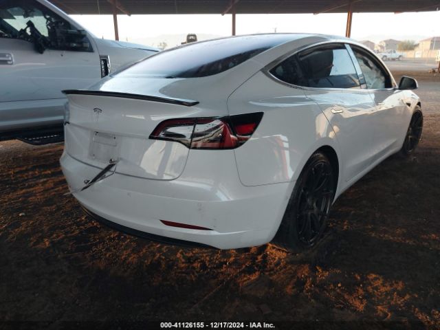 Photo 3 VIN: 5YJ3E1EA1JF058644 - TESLA MODEL 3 