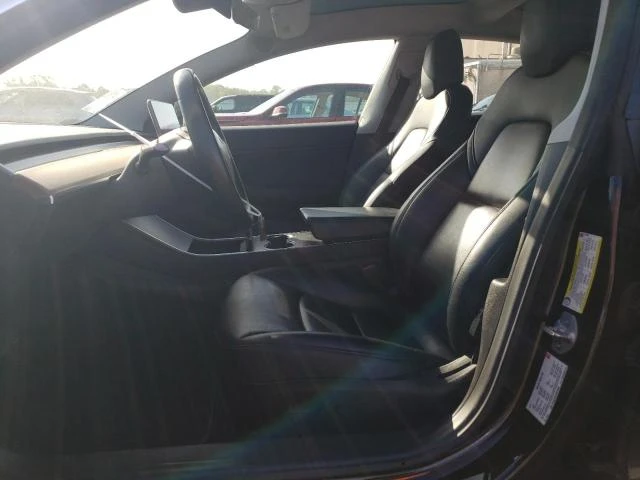 Photo 6 VIN: 5YJ3E1EA1JF070258 - TESLA MODEL 3 