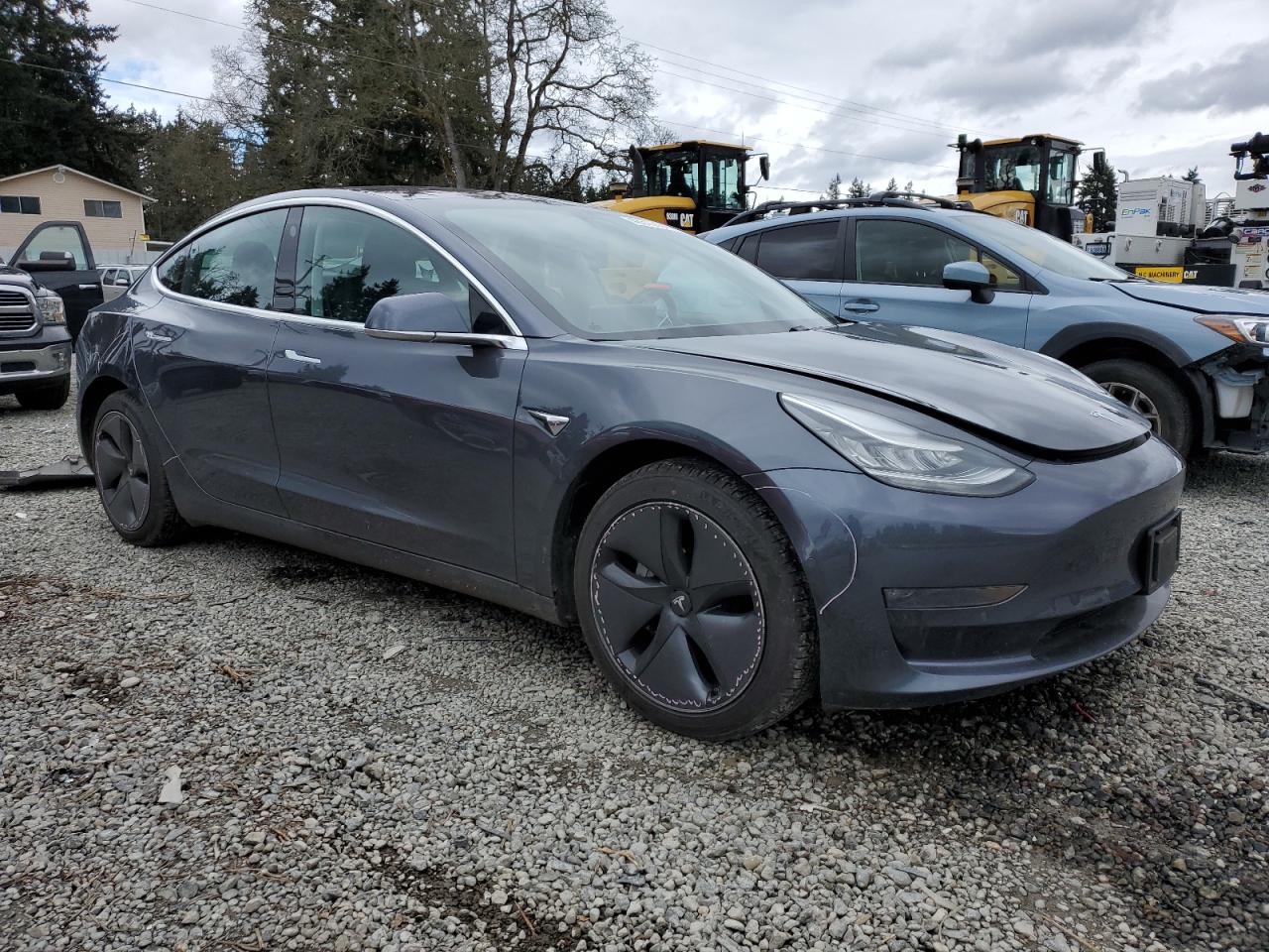 Photo 3 VIN: 5YJ3E1EA1JF101718 - TESLA MODEL 3 