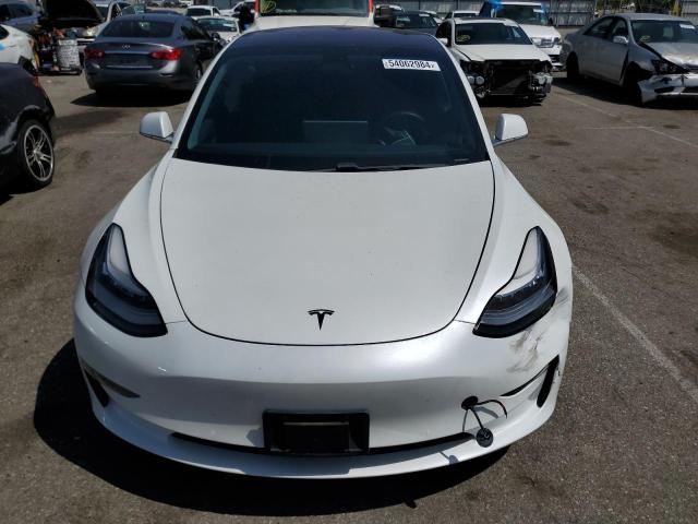 Photo 4 VIN: 5YJ3E1EA1JF162714 - TESLA MODEL 3 