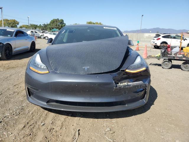 Photo 4 VIN: 5YJ3E1EA1JF163359 - TESLA MODEL 3 