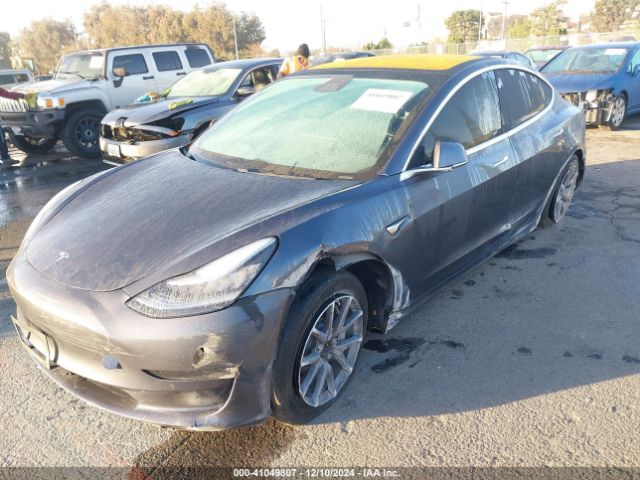 Photo 5 VIN: 5YJ3E1EA1KF190238 - TESLA MODEL 3 