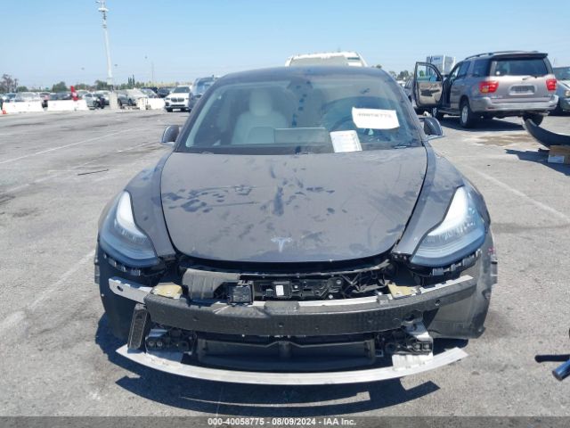 Photo 5 VIN: 5YJ3E1EA1KF312483 - TESLA MODEL 3 