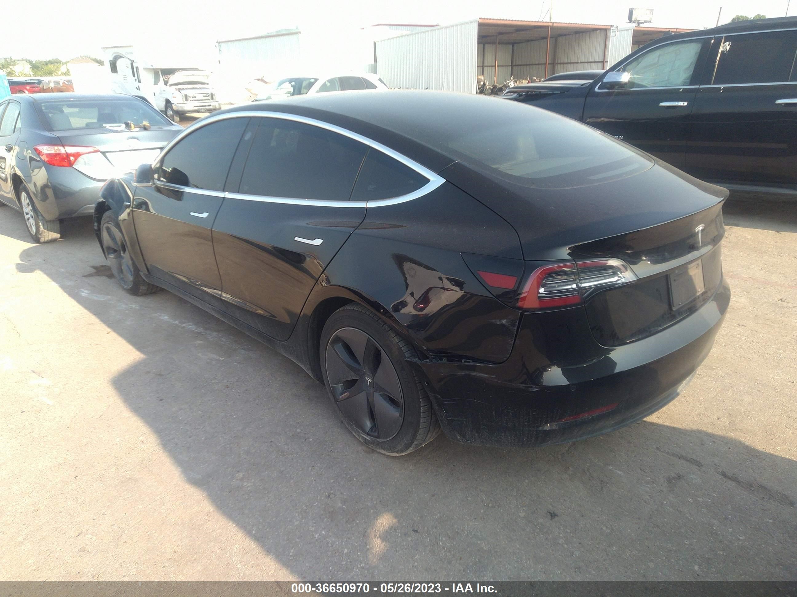 Photo 2 VIN: 5YJ3E1EA1KF324522 - TESLA MODEL 3 