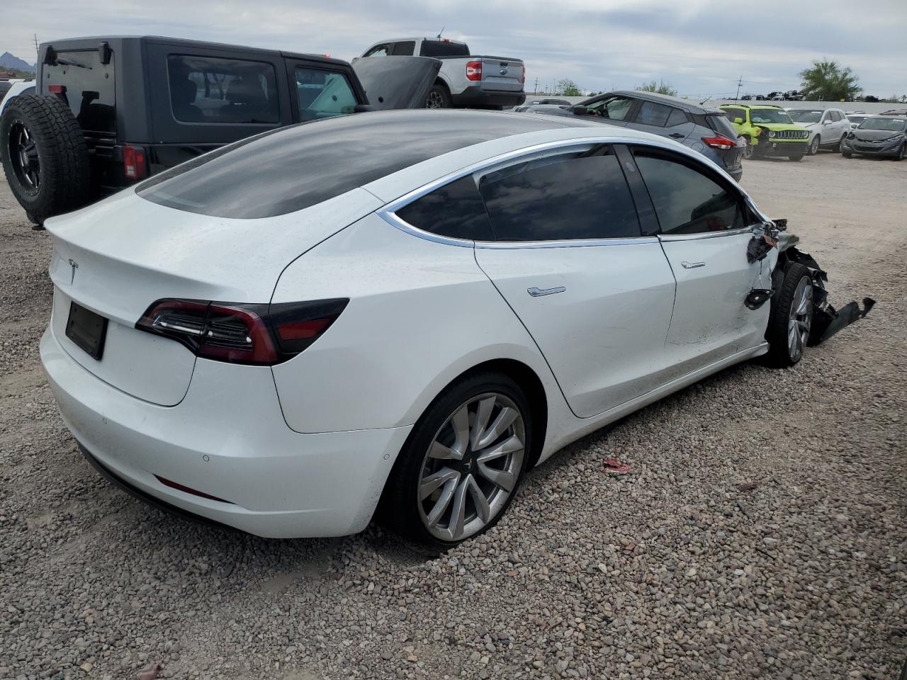 Photo 2 VIN: 5YJ3E1EA1KF332894 - TESLA MODEL 3 