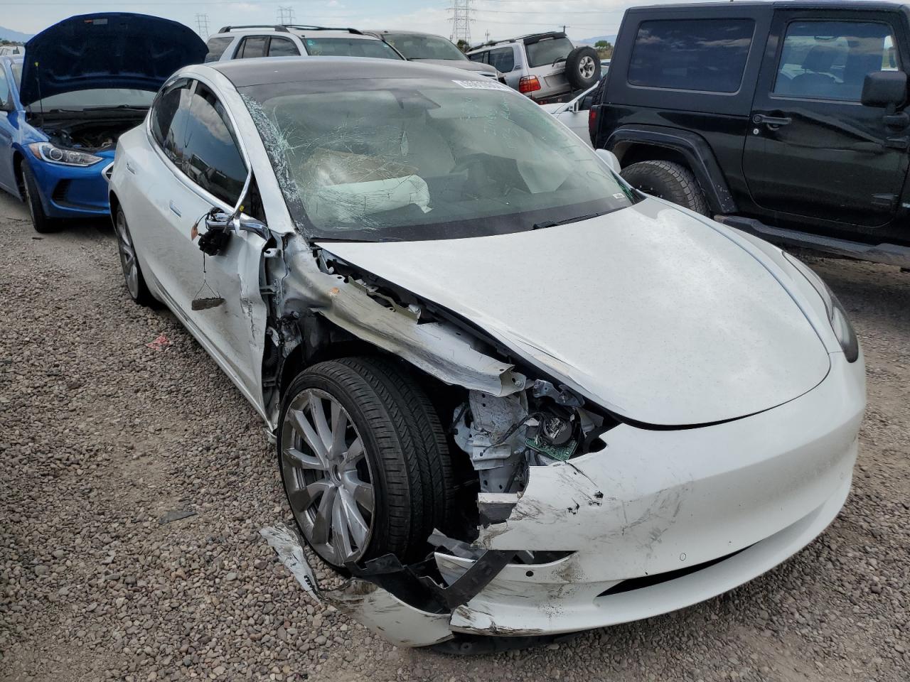 Photo 3 VIN: 5YJ3E1EA1KF332894 - TESLA MODEL 3 