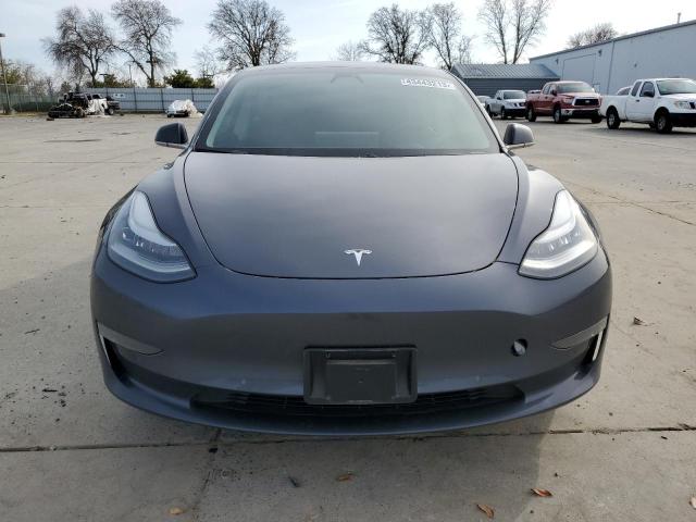 Photo 4 VIN: 5YJ3E1EA1KF396269 - TESLA MODEL 3 