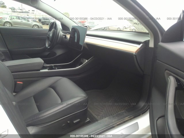 Photo 4 VIN: 5YJ3E1EA1KF402426 - TESLA MODEL 3 