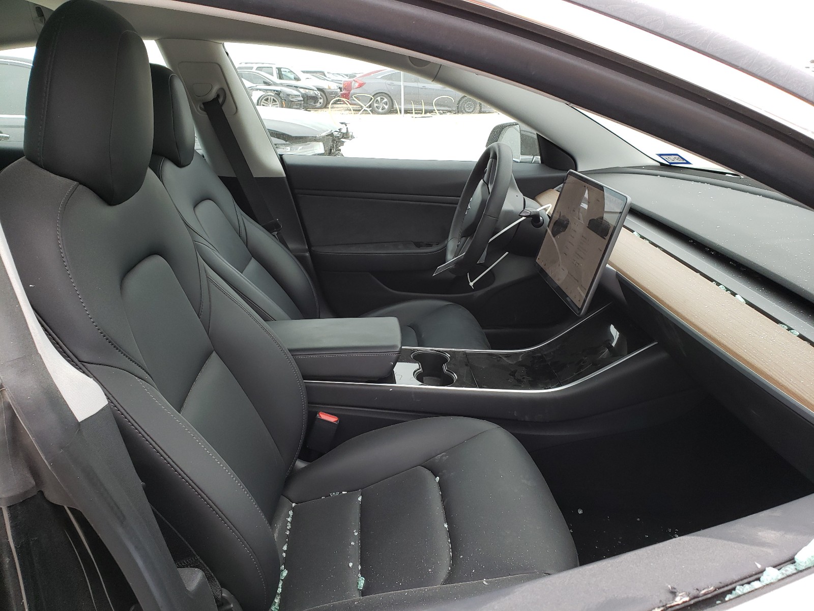 Photo 4 VIN: 5YJ3E1EA1KF410638 - TESLA MODEL 3 