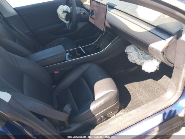 Photo 4 VIN: 5YJ3E1EA1KF416536 - TESLA MODEL 3 