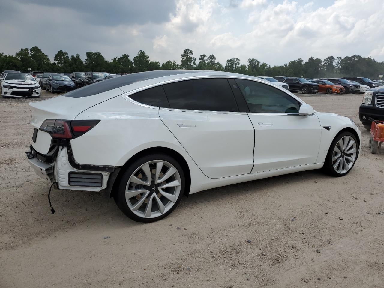 Photo 2 VIN: 5YJ3E1EA1KF425107 - TESLA MODEL 3 