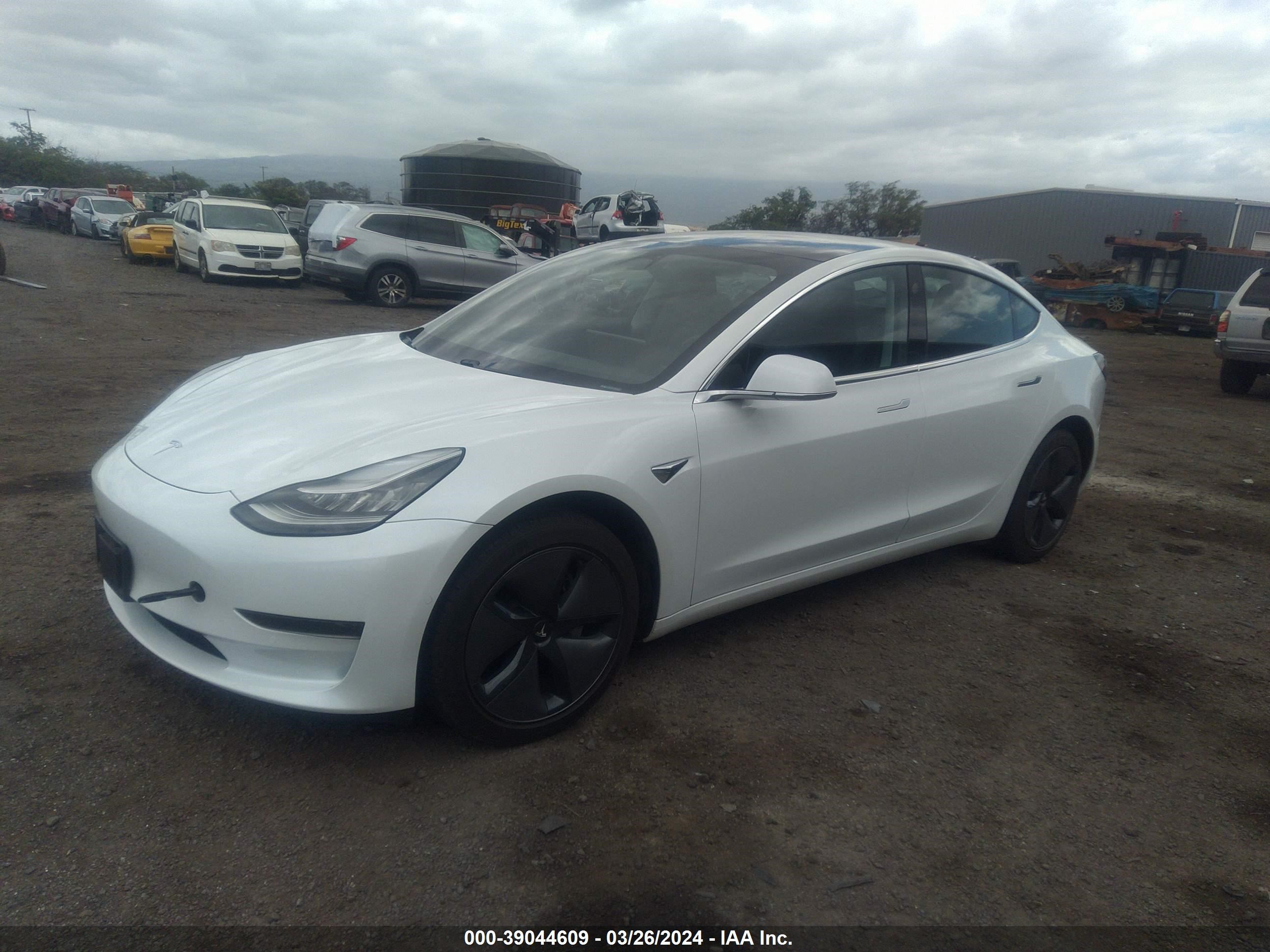 Photo 1 VIN: 5YJ3E1EA1LF597820 - TESLA MODEL 3 