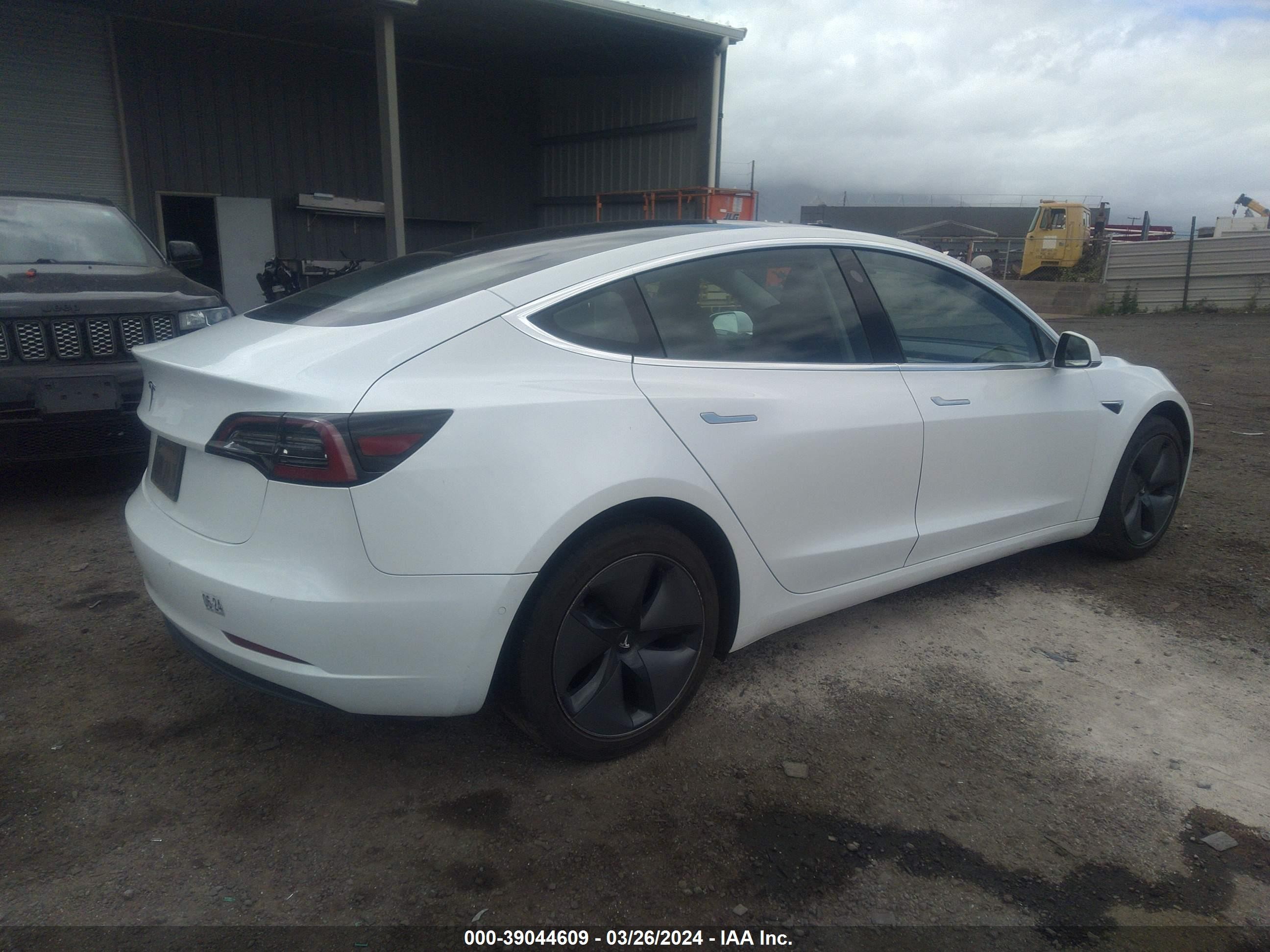 Photo 3 VIN: 5YJ3E1EA1LF597820 - TESLA MODEL 3 