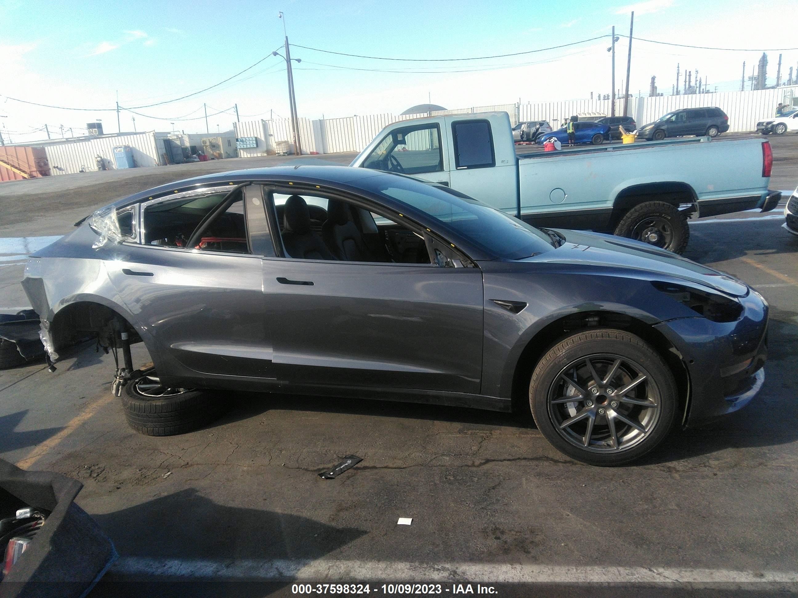 Photo 12 VIN: 5YJ3E1EA1MF002644 - TESLA MODEL 3 