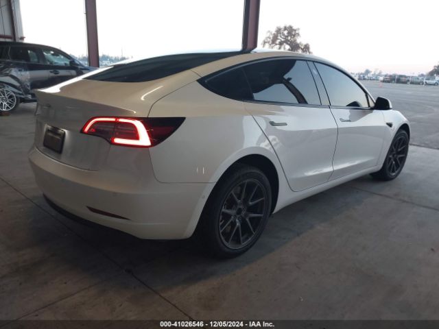 Photo 3 VIN: 5YJ3E1EA1NF113440 - TESLA MODEL 3 