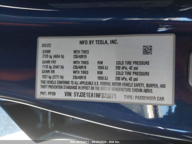 Photo 8 VIN: 5YJ3E1EA1NF373871 - TESLA MODEL 3 