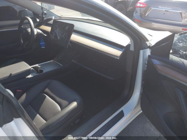 Photo 4 VIN: 5YJ3E1EA1NF376544 - TESLA MODEL 3 