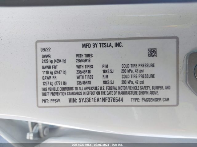 Photo 8 VIN: 5YJ3E1EA1NF376544 - TESLA MODEL 3 