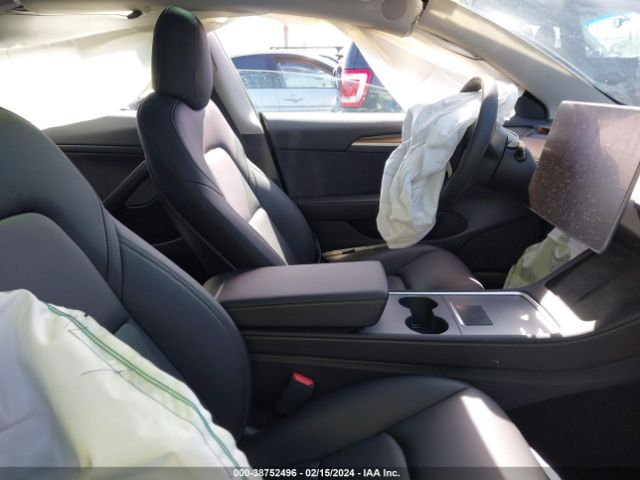 Photo 4 VIN: 5YJ3E1EA1PF394738 - TESLA MODEL 3 