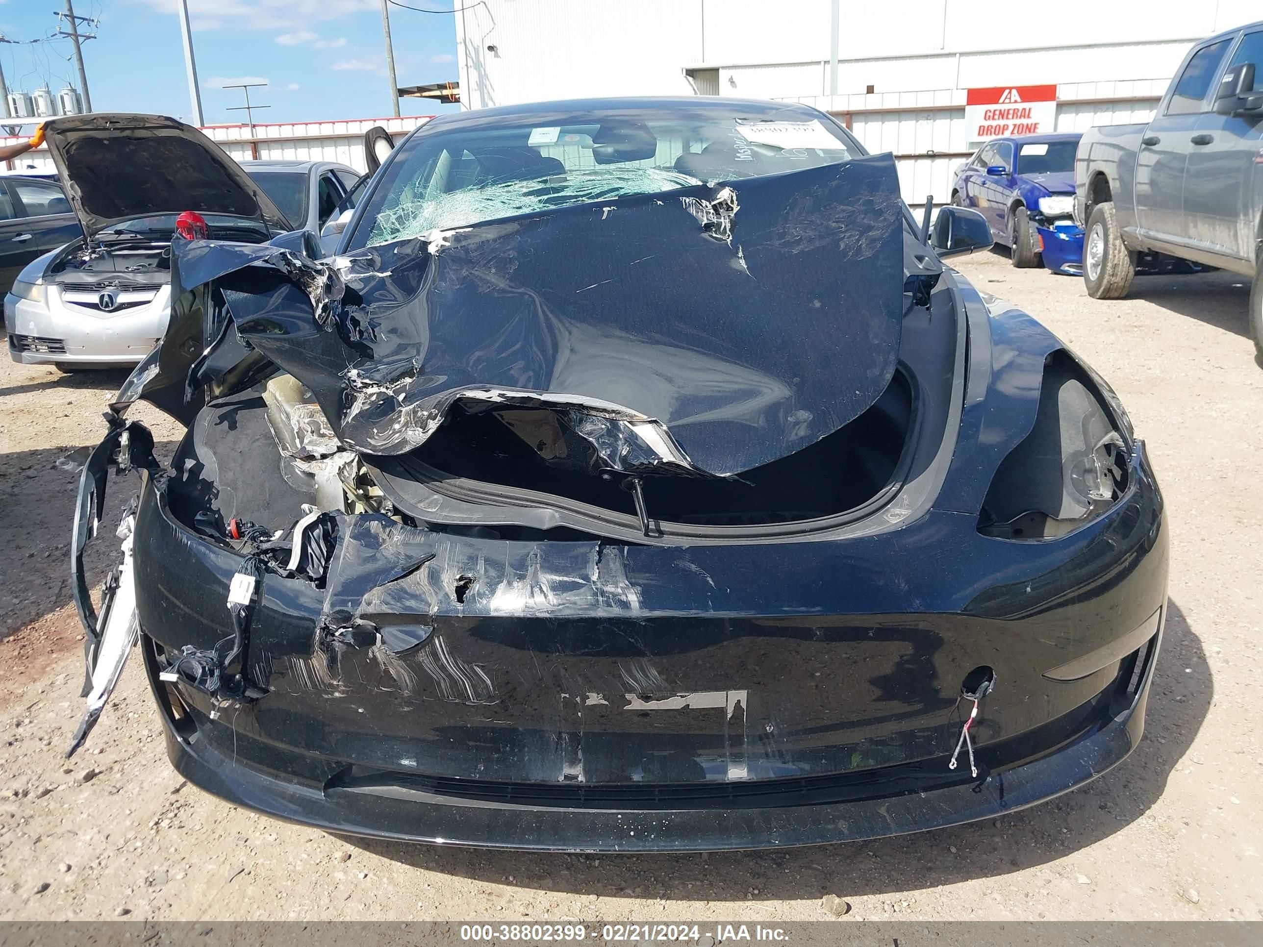 Photo 11 VIN: 5YJ3E1EA1PF428550 - TESLA MODEL 3 