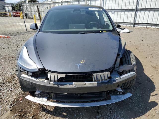 Photo 4 VIN: 5YJ3E1EA1PF469602 - TESLA MODEL 3 