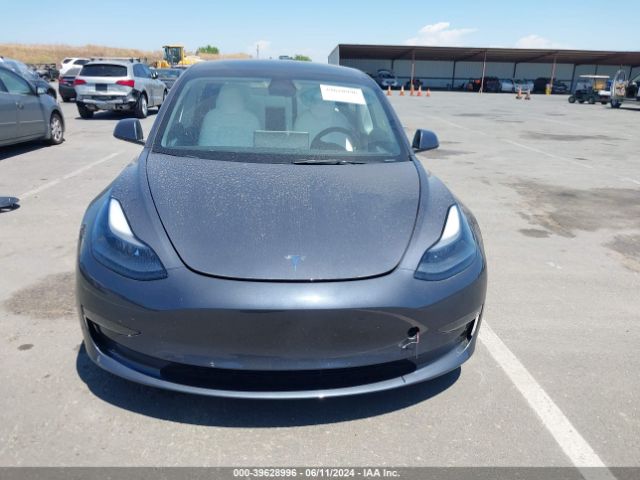 Photo 5 VIN: 5YJ3E1EA1PF483497 - TESLA MODEL 3 