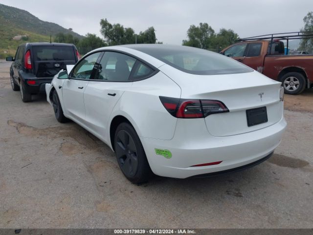 Photo 2 VIN: 5YJ3E1EA1PF545013 - TESLA MODEL 3 