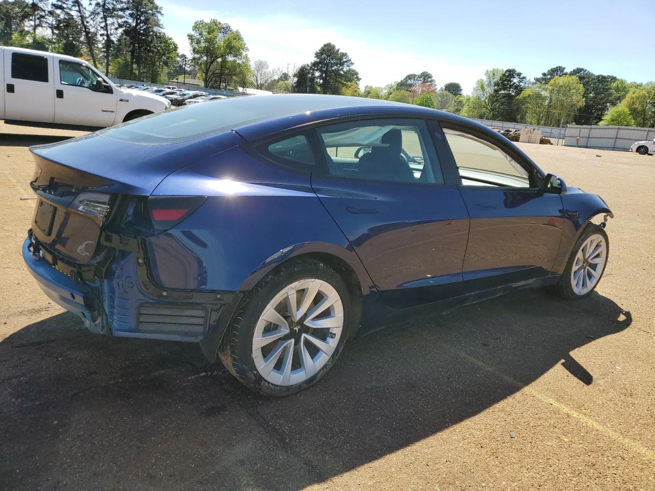 Photo 2 VIN: 5YJ3E1EA1PF556853 - TESLA MODEL 3 