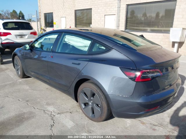 Photo 2 VIN: 5YJ3E1EA1PF558943 - TESLA MODEL 3 