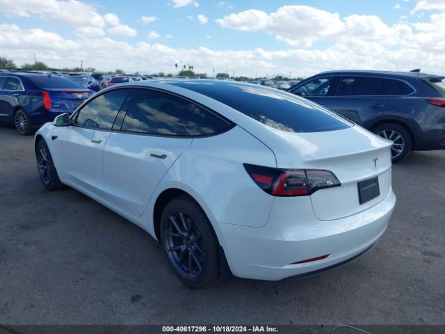 Photo 2 VIN: 5YJ3E1EA1PF577816 - TESLA MODEL 3 