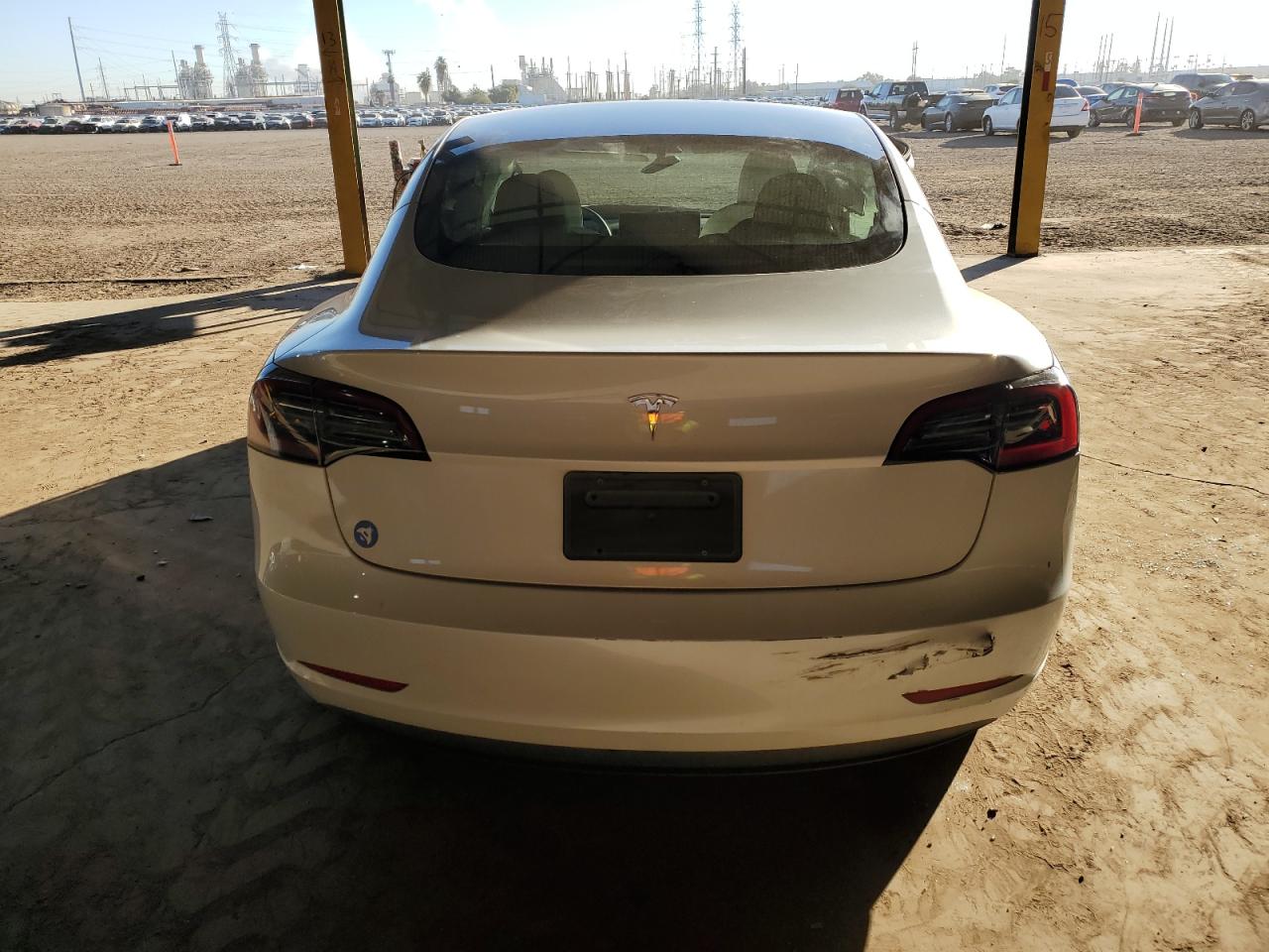 Photo 5 VIN: 5YJ3E1EA1PF580375 - TESLA MODEL 3 