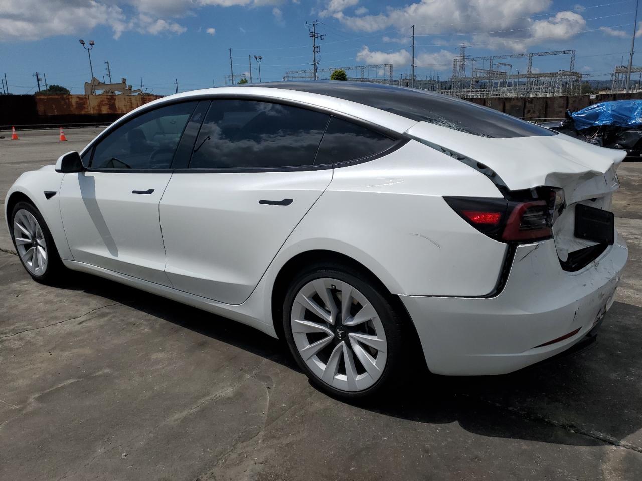 Photo 1 VIN: 5YJ3E1EA1PF582952 - TESLA MODEL 3 