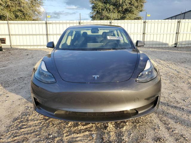 Photo 4 VIN: 5YJ3E1EA1PF593160 - TESLA MODEL 3 