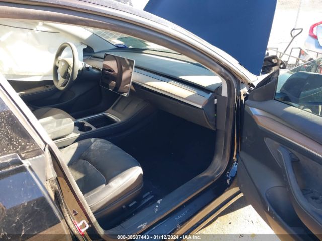 Photo 4 VIN: 5YJ3E1EA1PF607364 - TESLA MODEL 3 