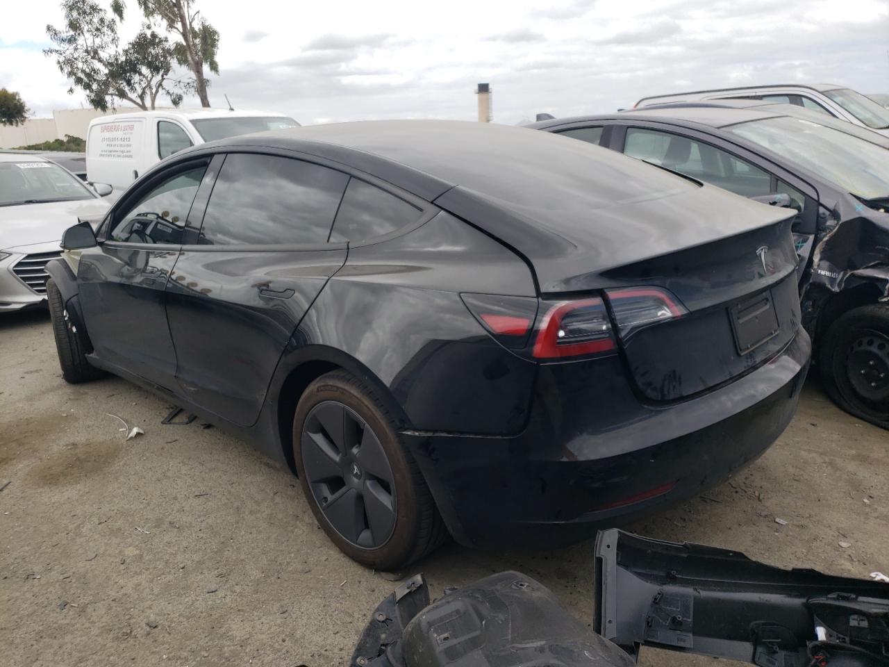 Photo 1 VIN: 5YJ3E1EA1PF627081 - TESLA MODEL 3 