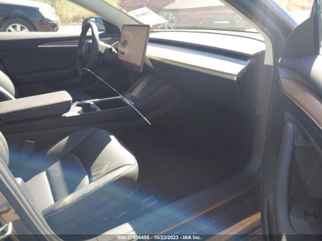 Photo 4 VIN: 5YJ3E1EA1PF656323 - TESLA MODEL 3 