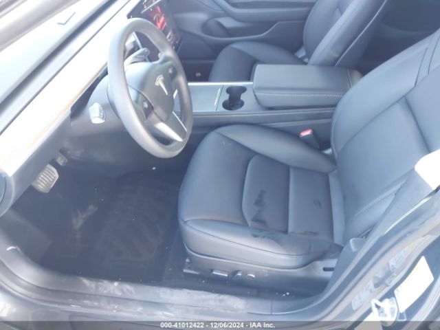 Photo 4 VIN: 5YJ3E1EA1PF672182 - TESLA MODEL 3 