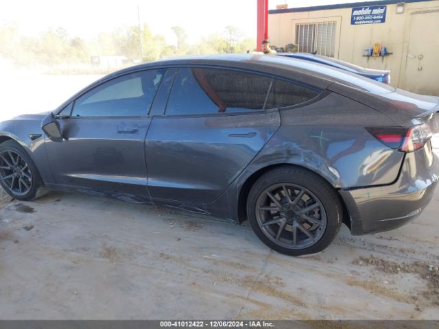 Photo 5 VIN: 5YJ3E1EA1PF672182 - TESLA MODEL 3 