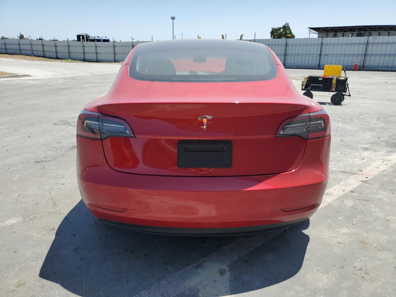 Photo 5 VIN: 5YJ3E1EA1PF697082 - TESLA NULL 