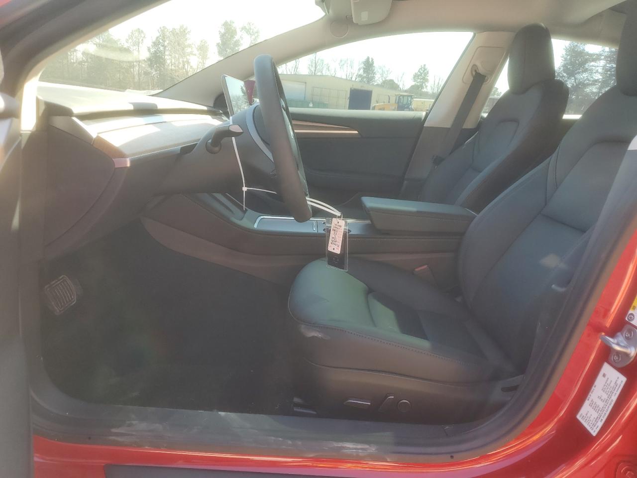 Photo 6 VIN: 5YJ3E1EA1PF703723 - TESLA MODEL 3 